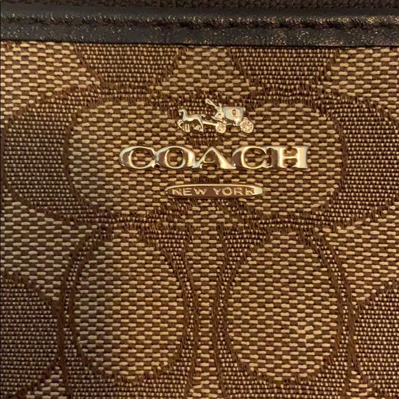 Coach clutch wallet - Picture 2 of 2